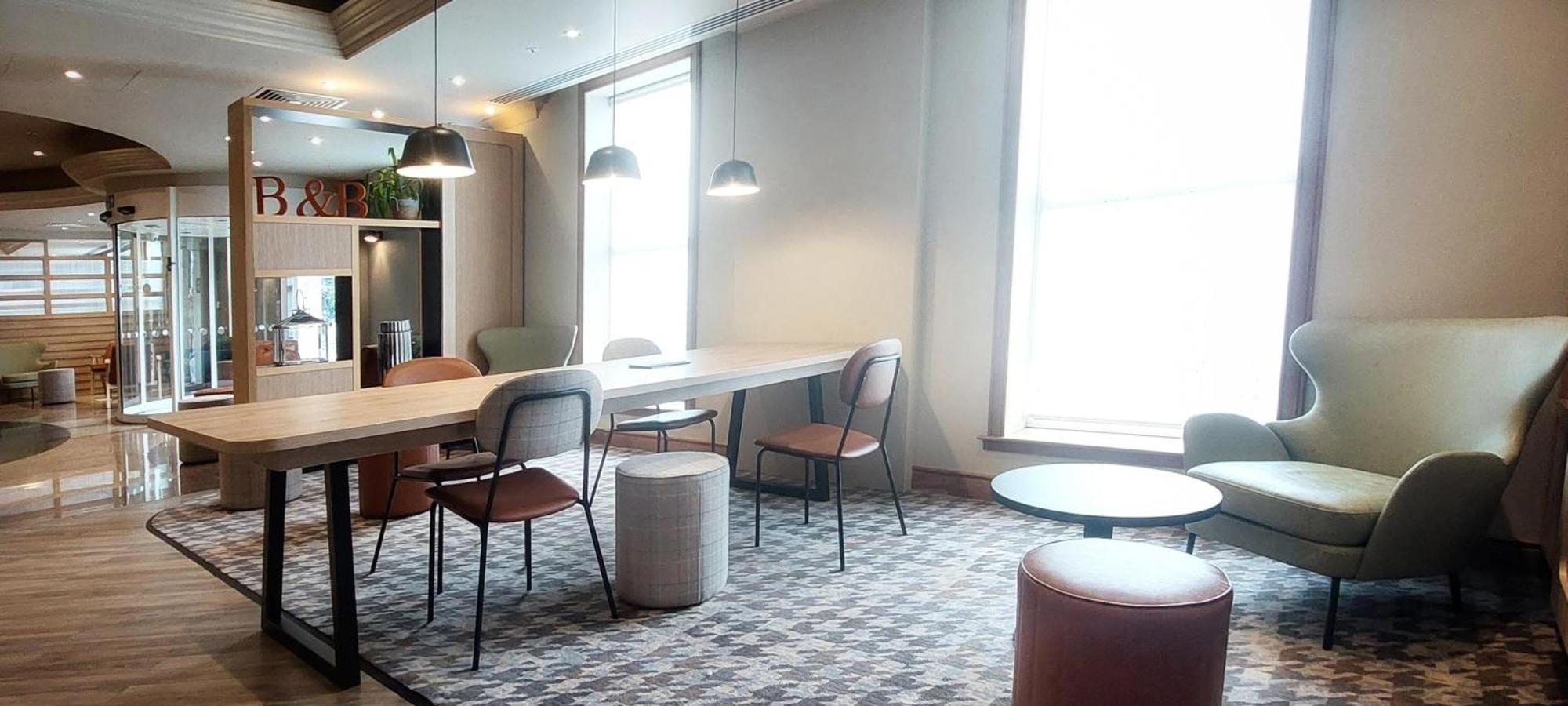 B&B Hotel London Heathrow Slough Eksteriør bilde